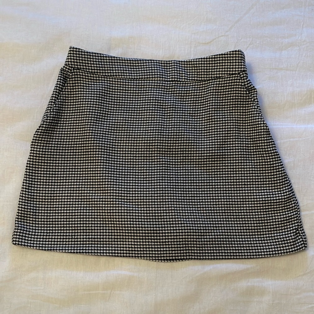 Abercrombie Scarlett Skort - Black/White Houndstooth